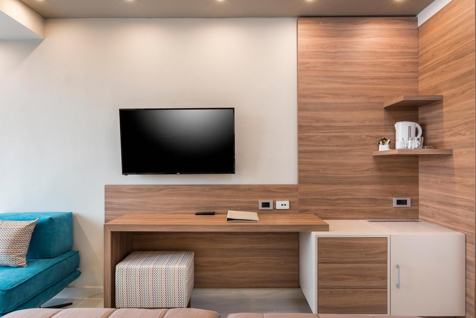 Superior Double or Twin Room City View