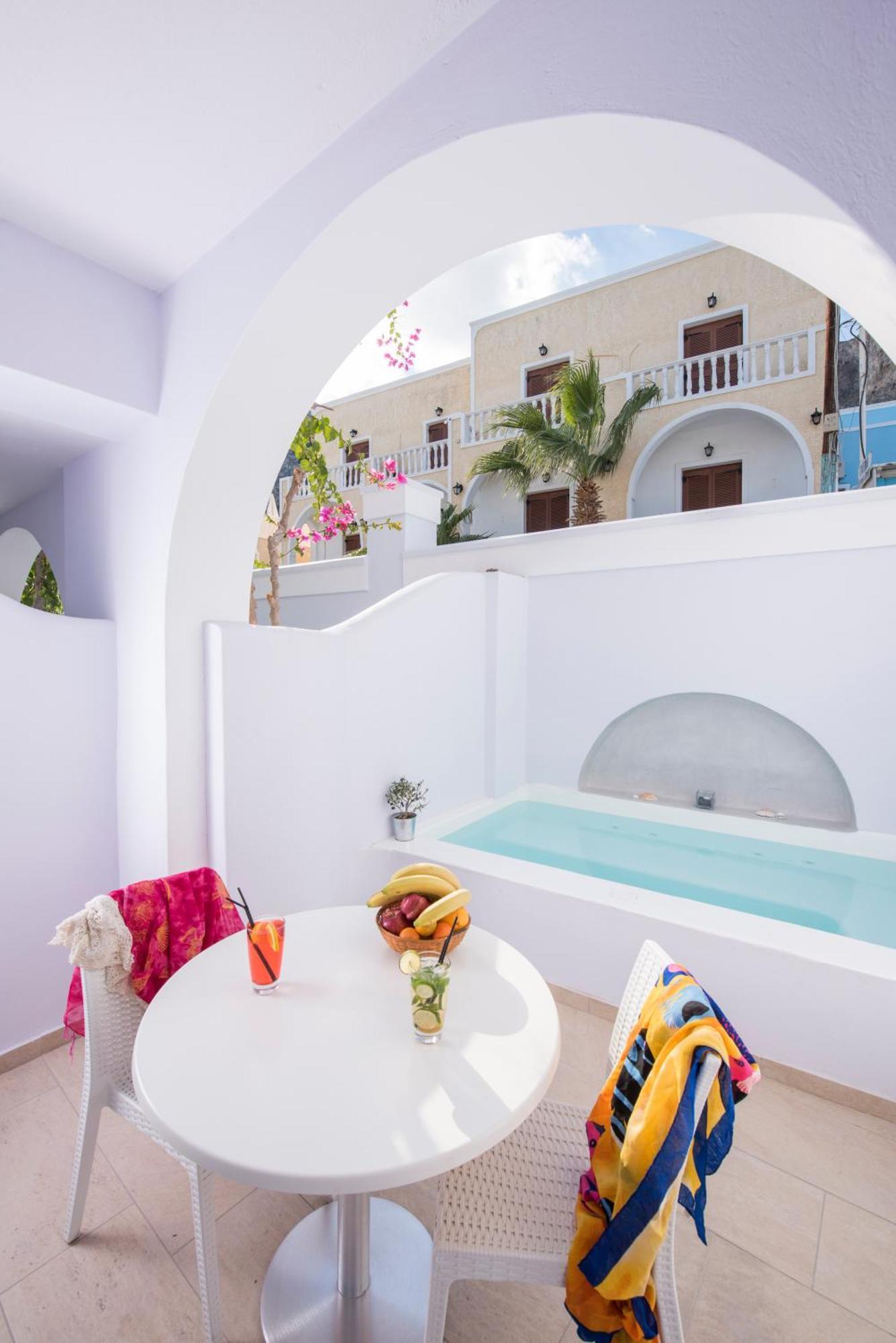 Two-Bedroom Apartment (4 Adults)