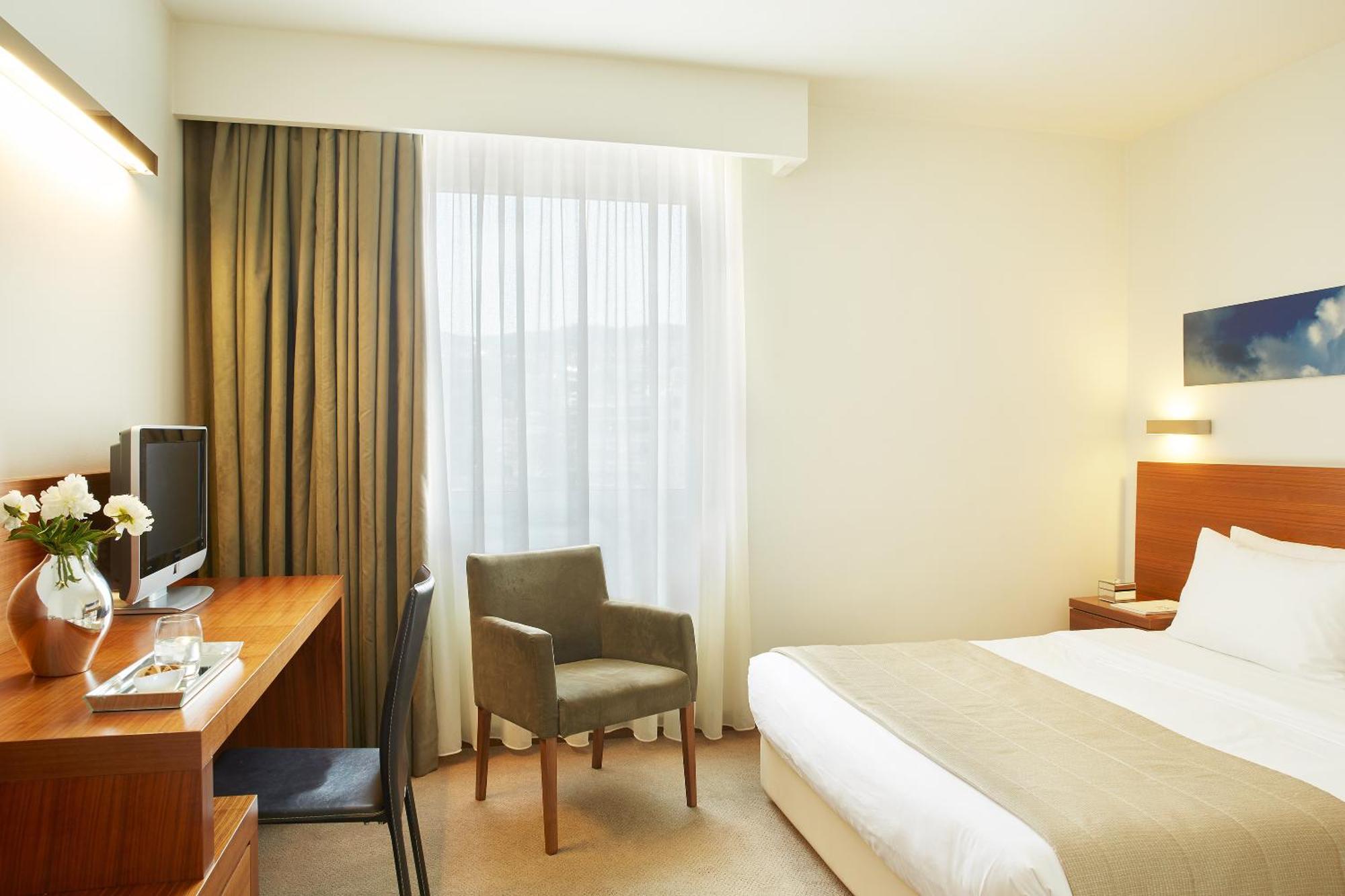Double Room City View