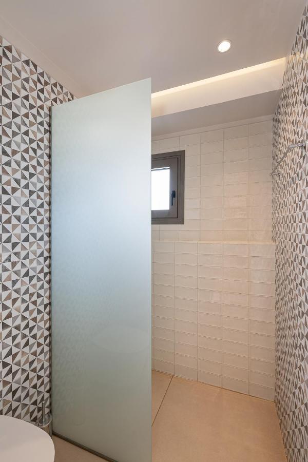 MODERN STYLE ROOM 20 SQUARE M