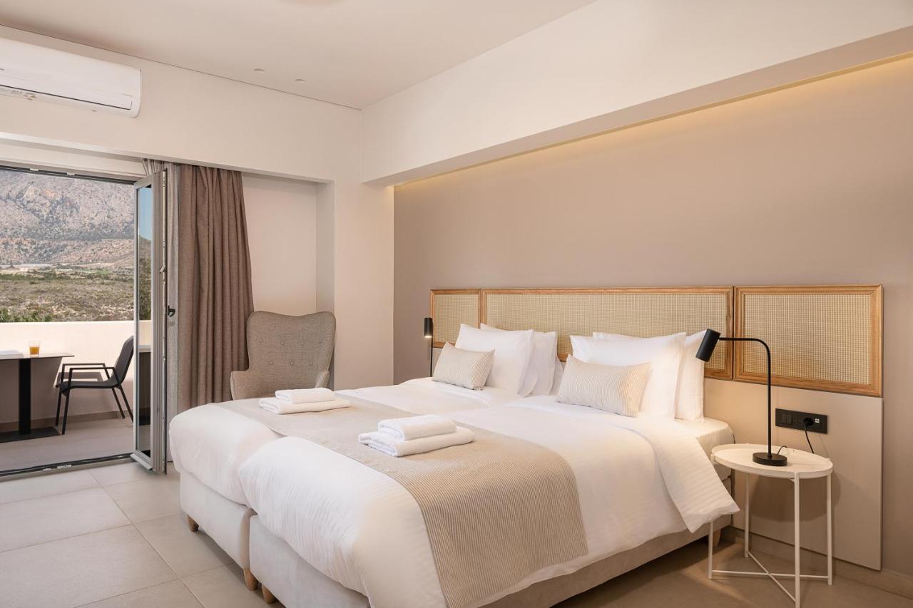 MODERN STYLE ROOM 20 SQUARE M