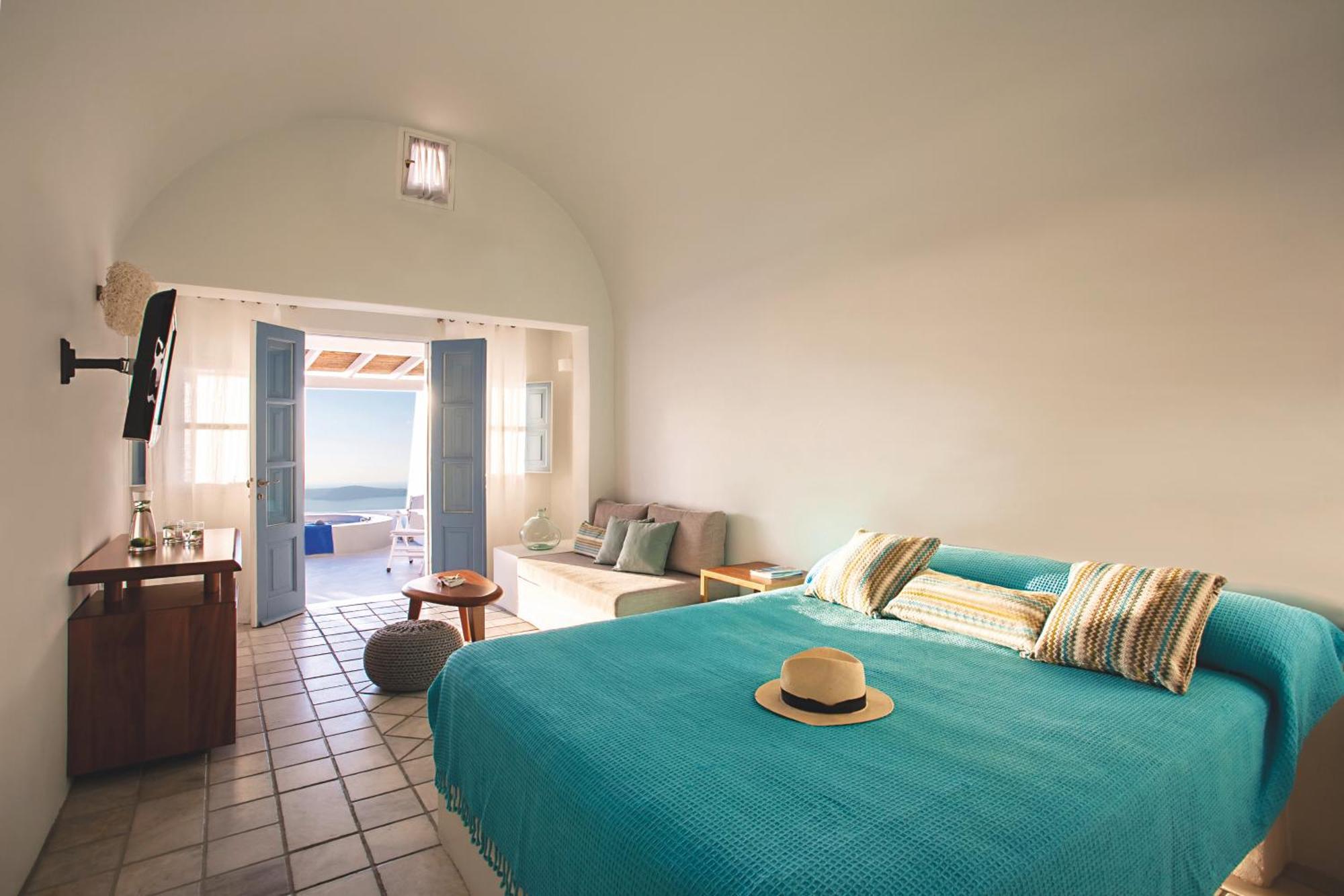 Honeymoon Double Room Caldera View