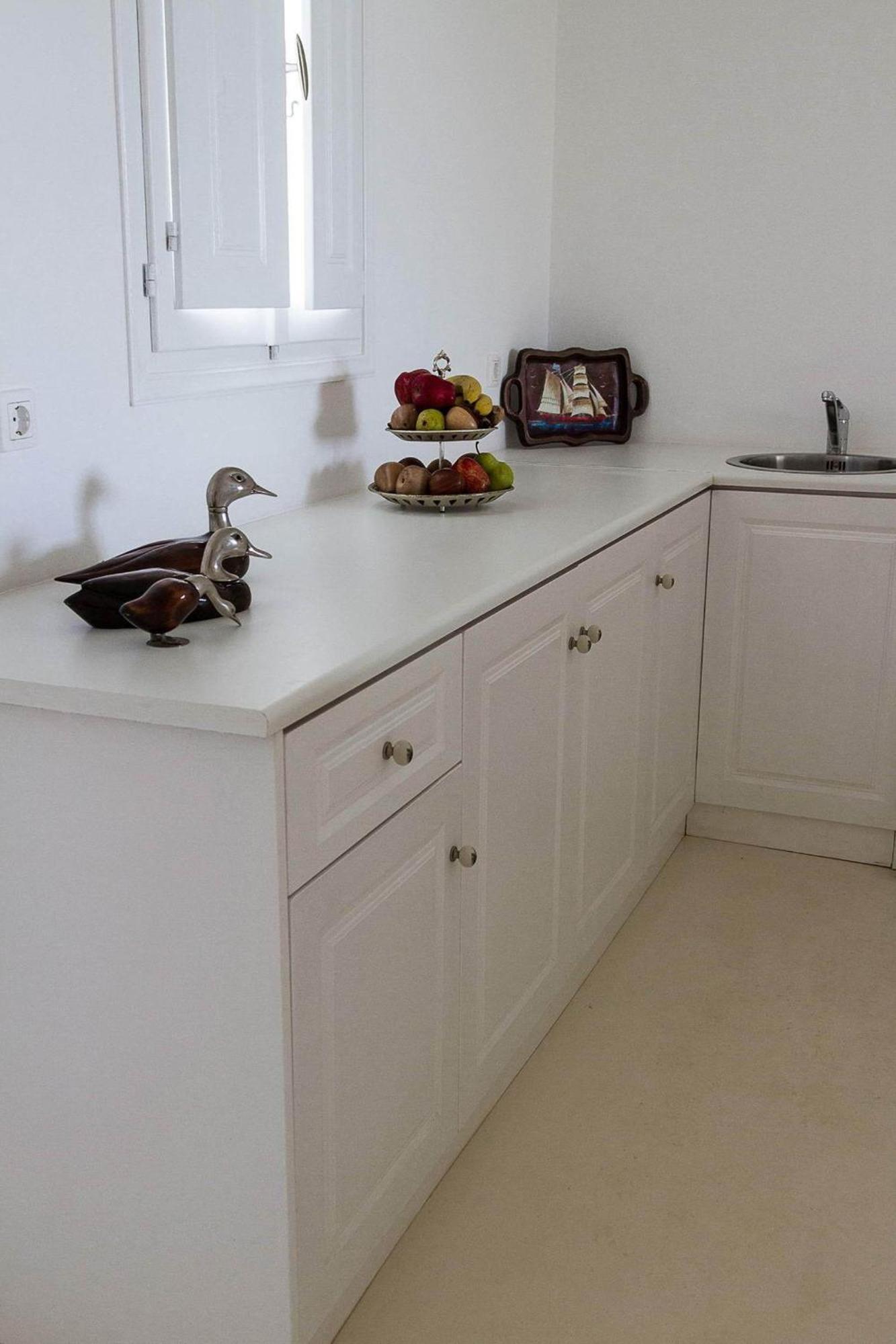White Suite Panoramic View