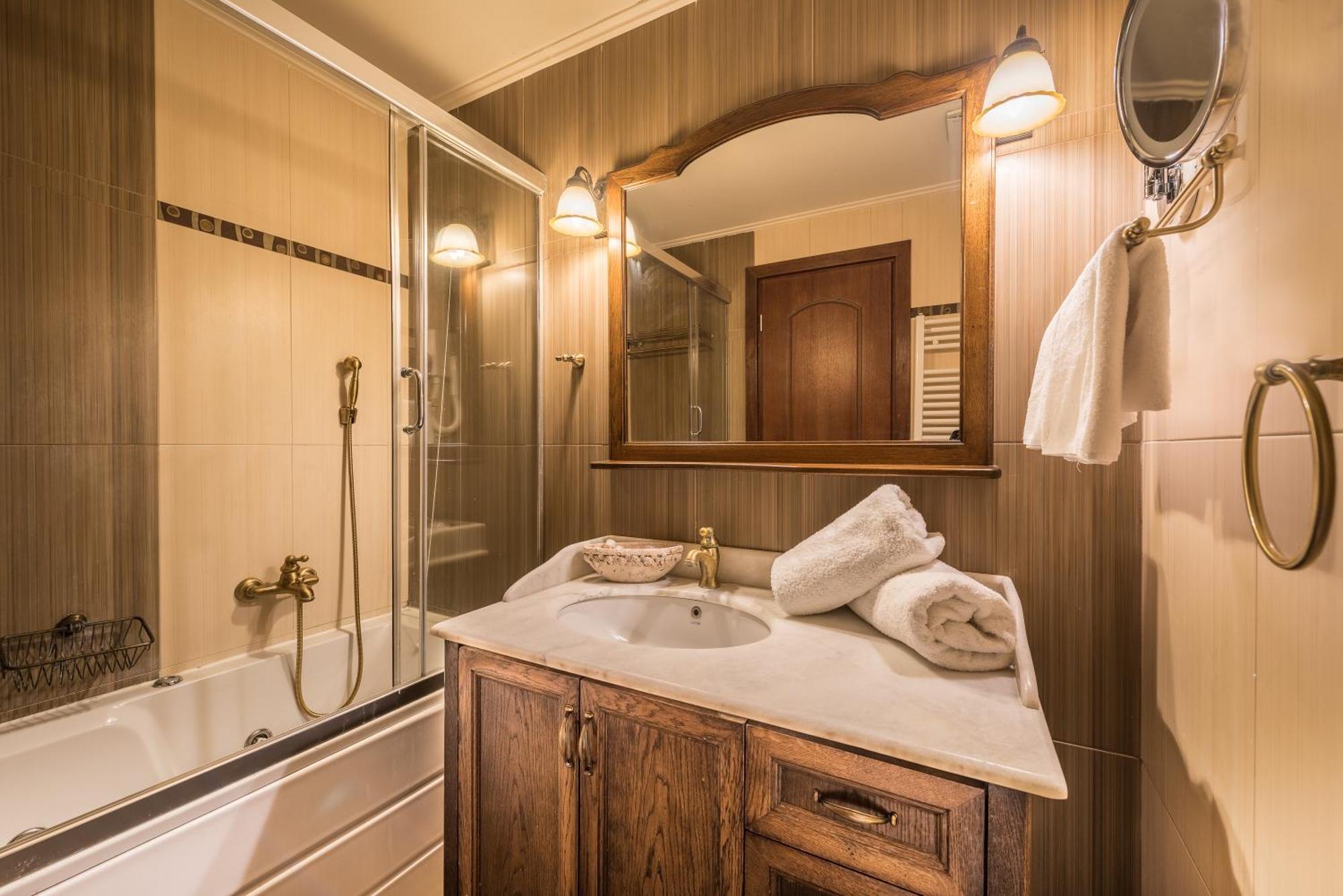 Deluxe Double Room Sauna