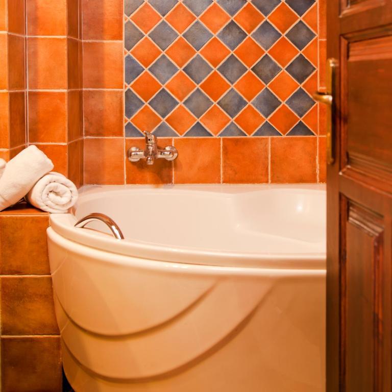 Deluxe Double Room Spa Bath