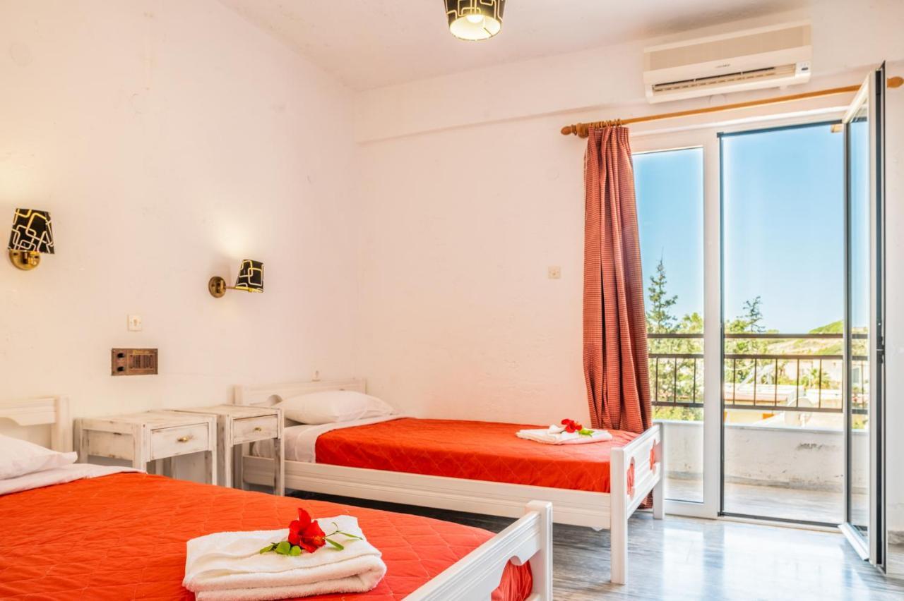 Twin Room with Private Bathroom
