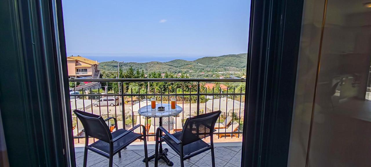 Superior Triple Room Sea View