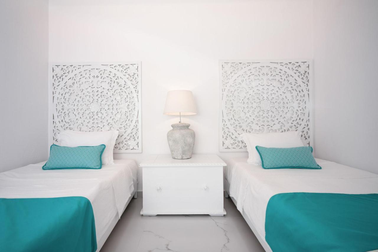 Emerald 3 Bedroom Sunset & Sea View Villa with Private Pool & Hot Tub