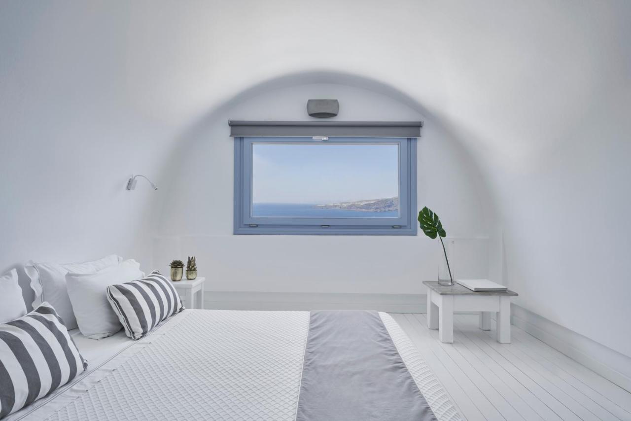 Executive Suite Panoramic Caldera View