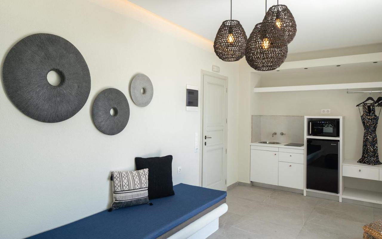 Luxury Suite Outdoor Jetted Tub & Sea View