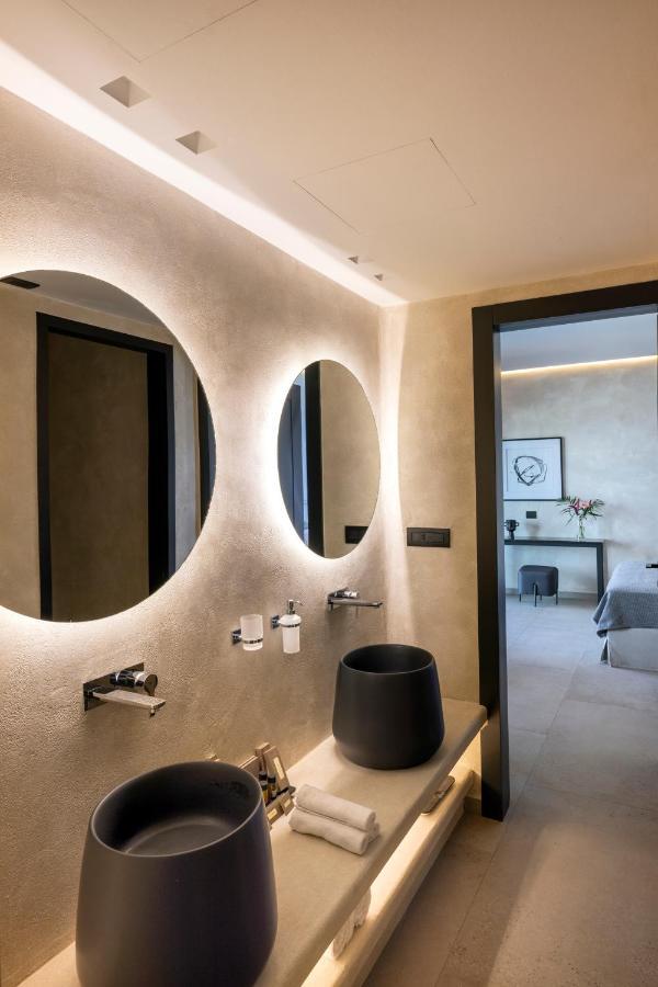 Villa Elegante con 1 dormitorio, piscina privada y vistas panorámicas al mar
