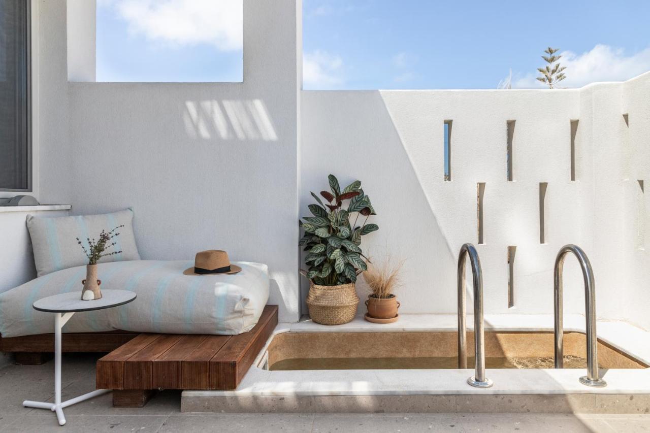 Deluxe Suite Plunge Pool