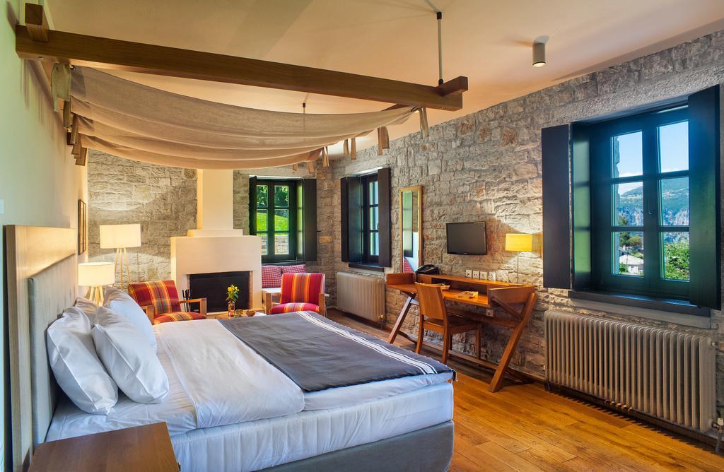 Junior Suite Mountain View