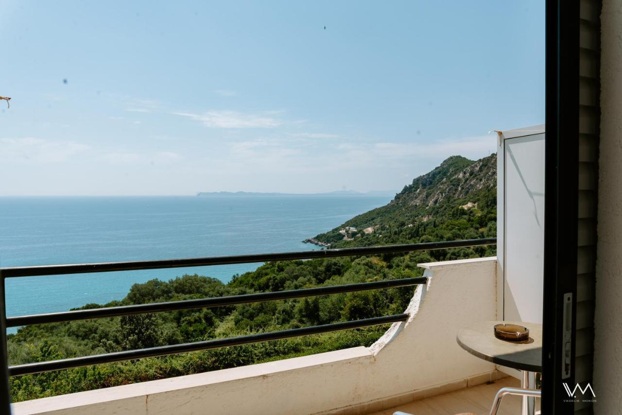 Double or Twin Room Sea View