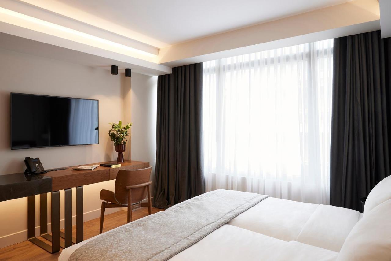 Teight Comfort Room