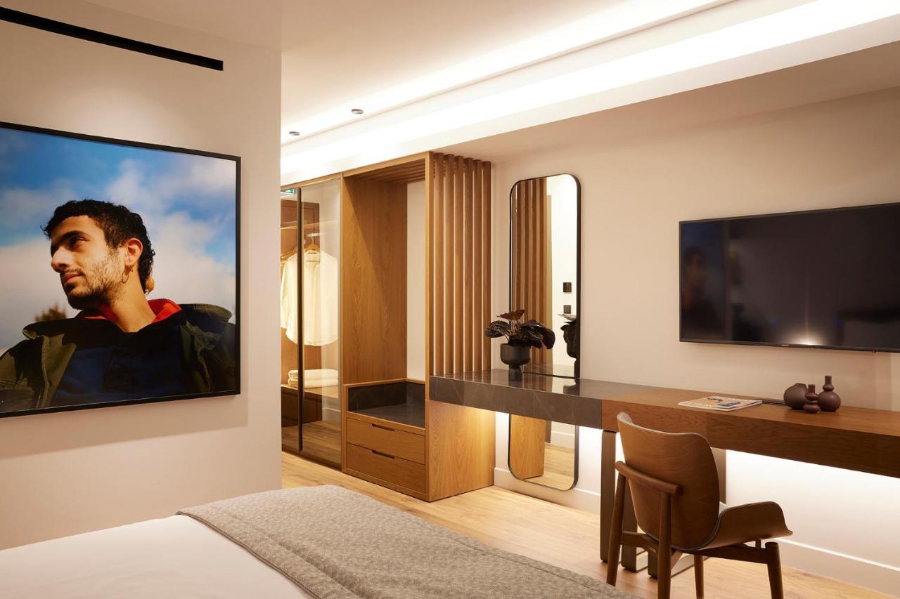 Teight Superior Room