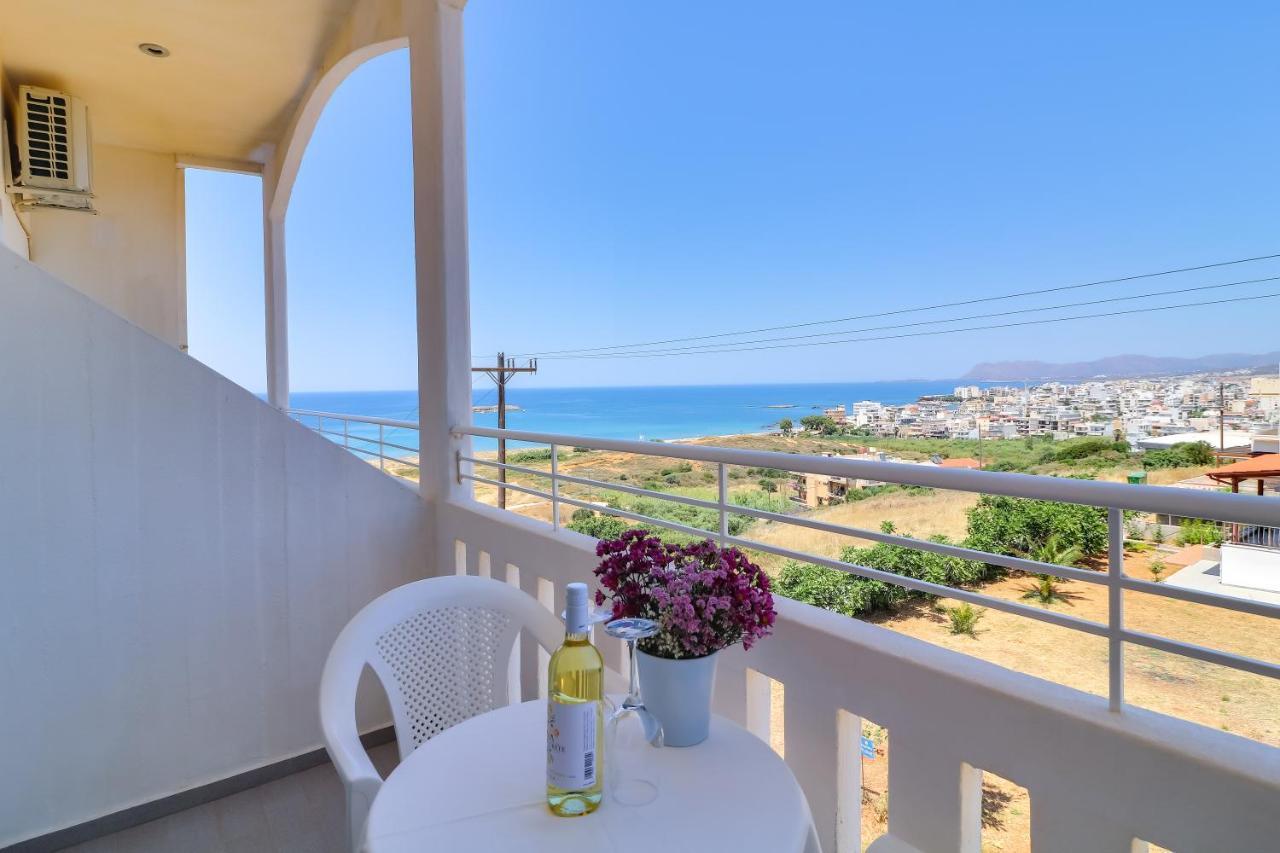 Double or Twin Room Side Sea View