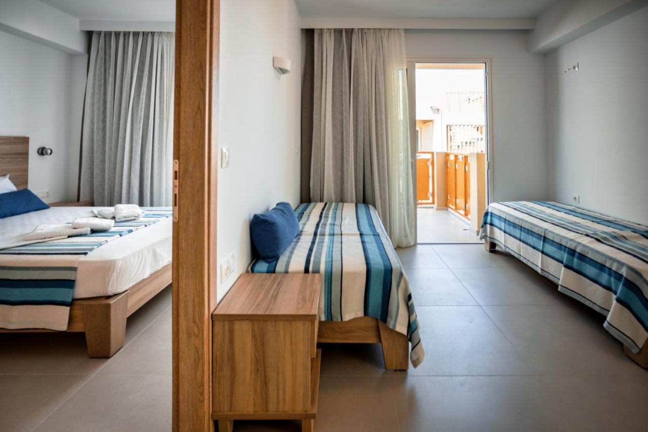 One-Bedroom Apartment Side Sea View
