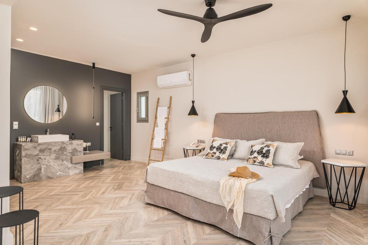 Deluxe King Suite