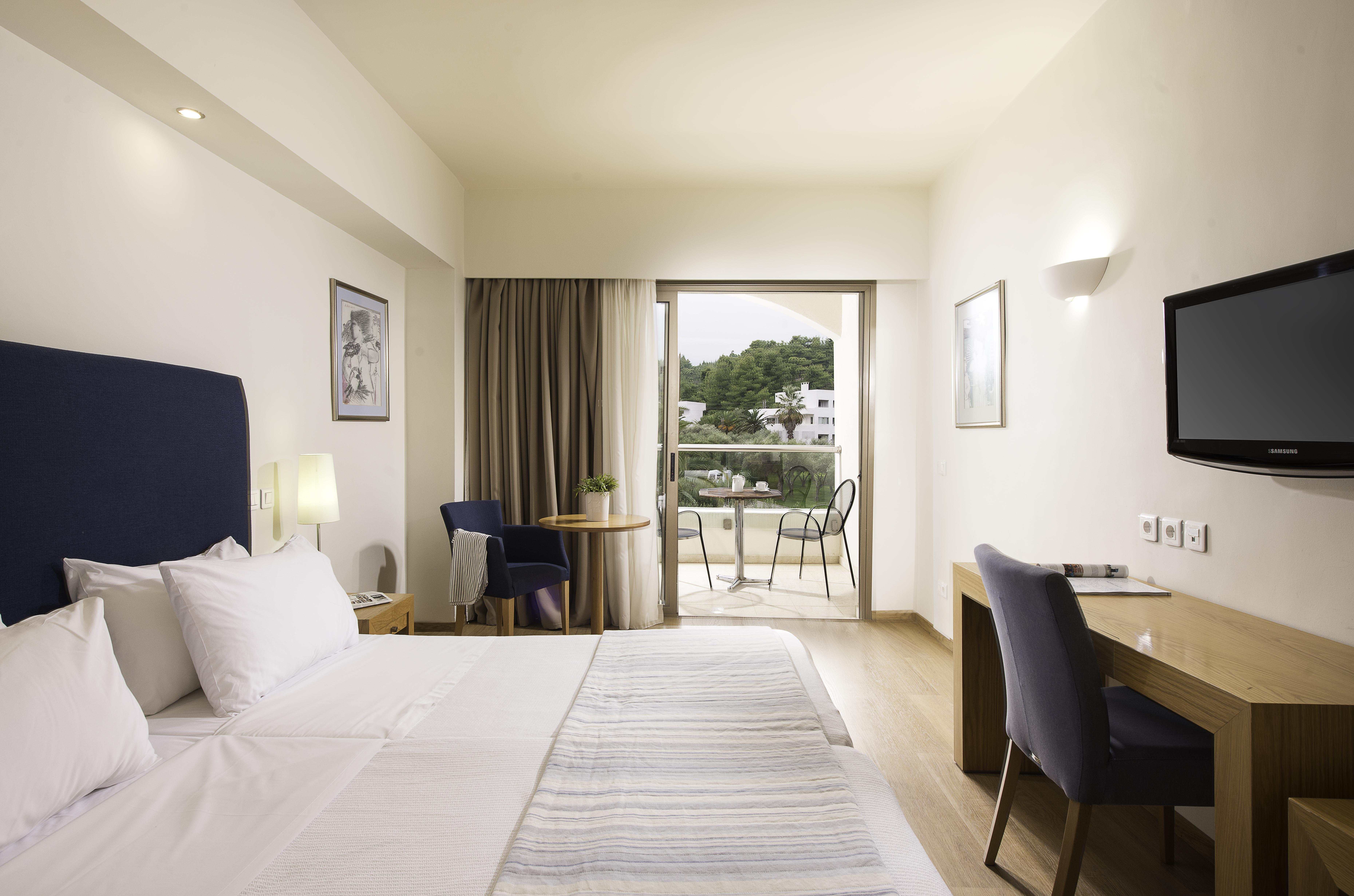 Double or Twin Room Inland View