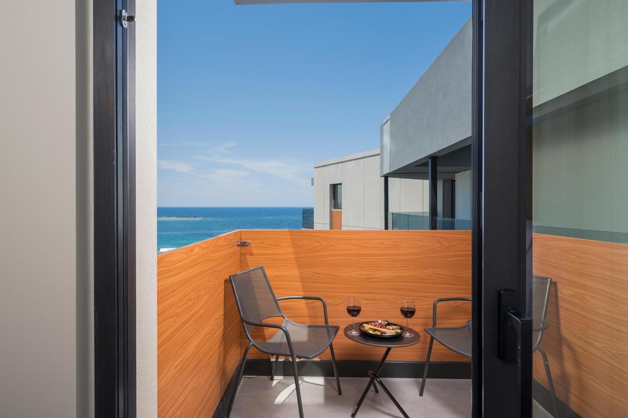 Double Room Pool View