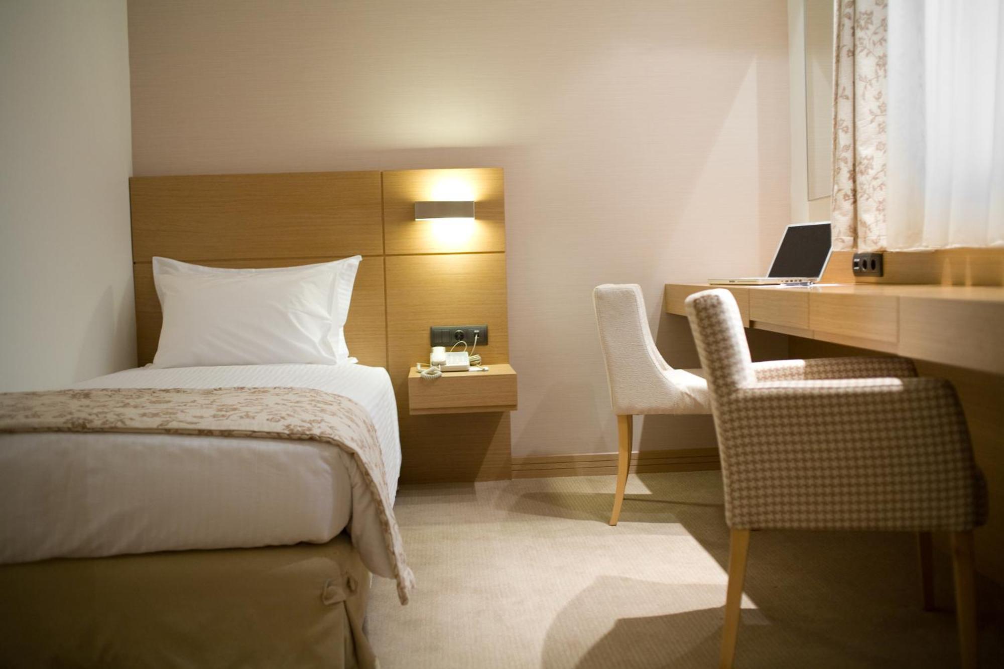 Economy Single Room