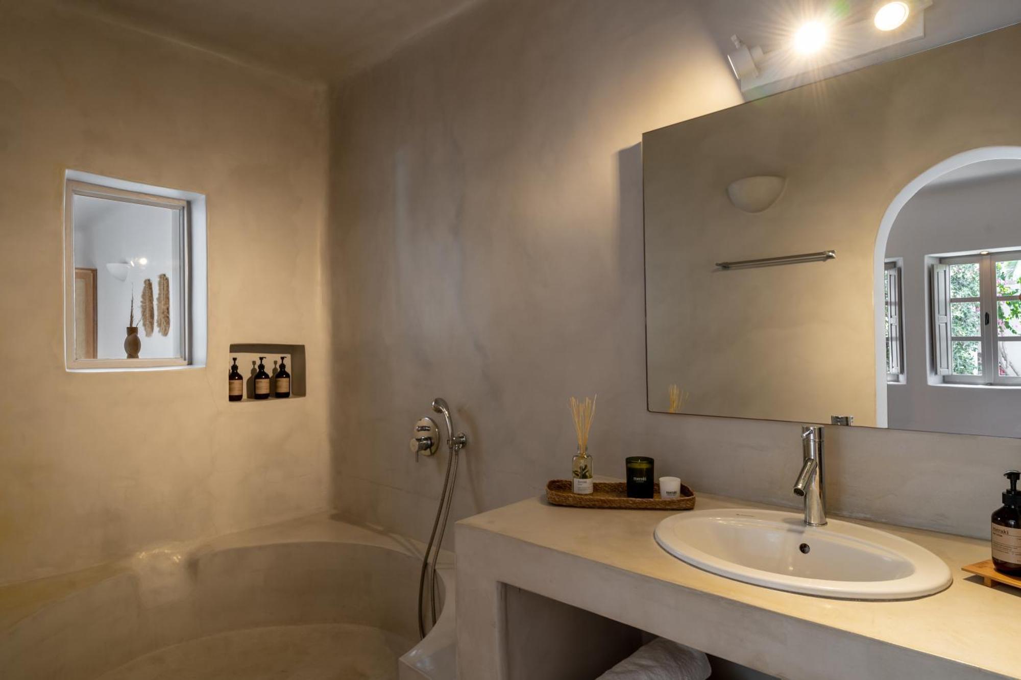 Honeymoon Suite Private Plunge Pool