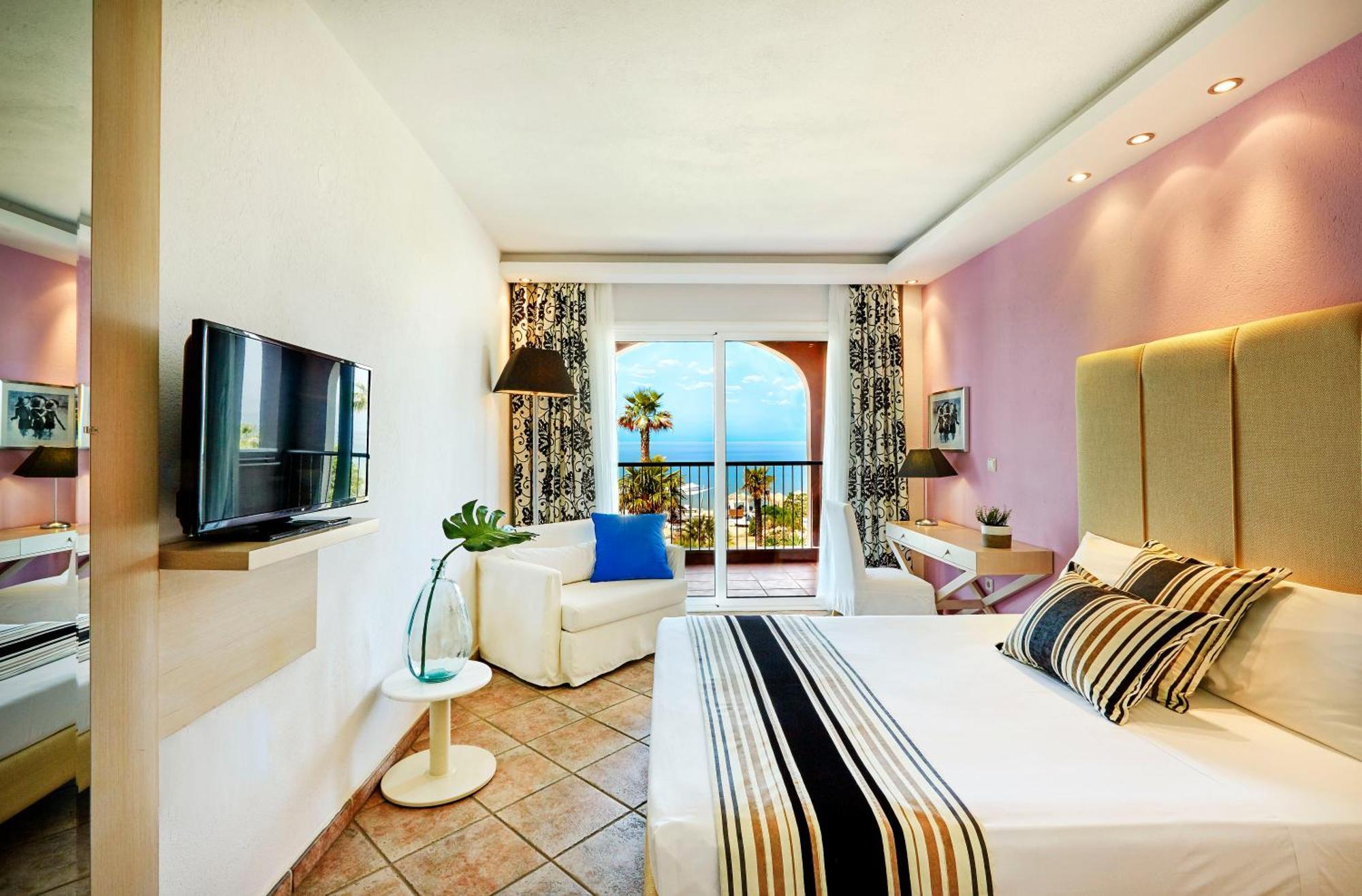 Double Room Front Sea View