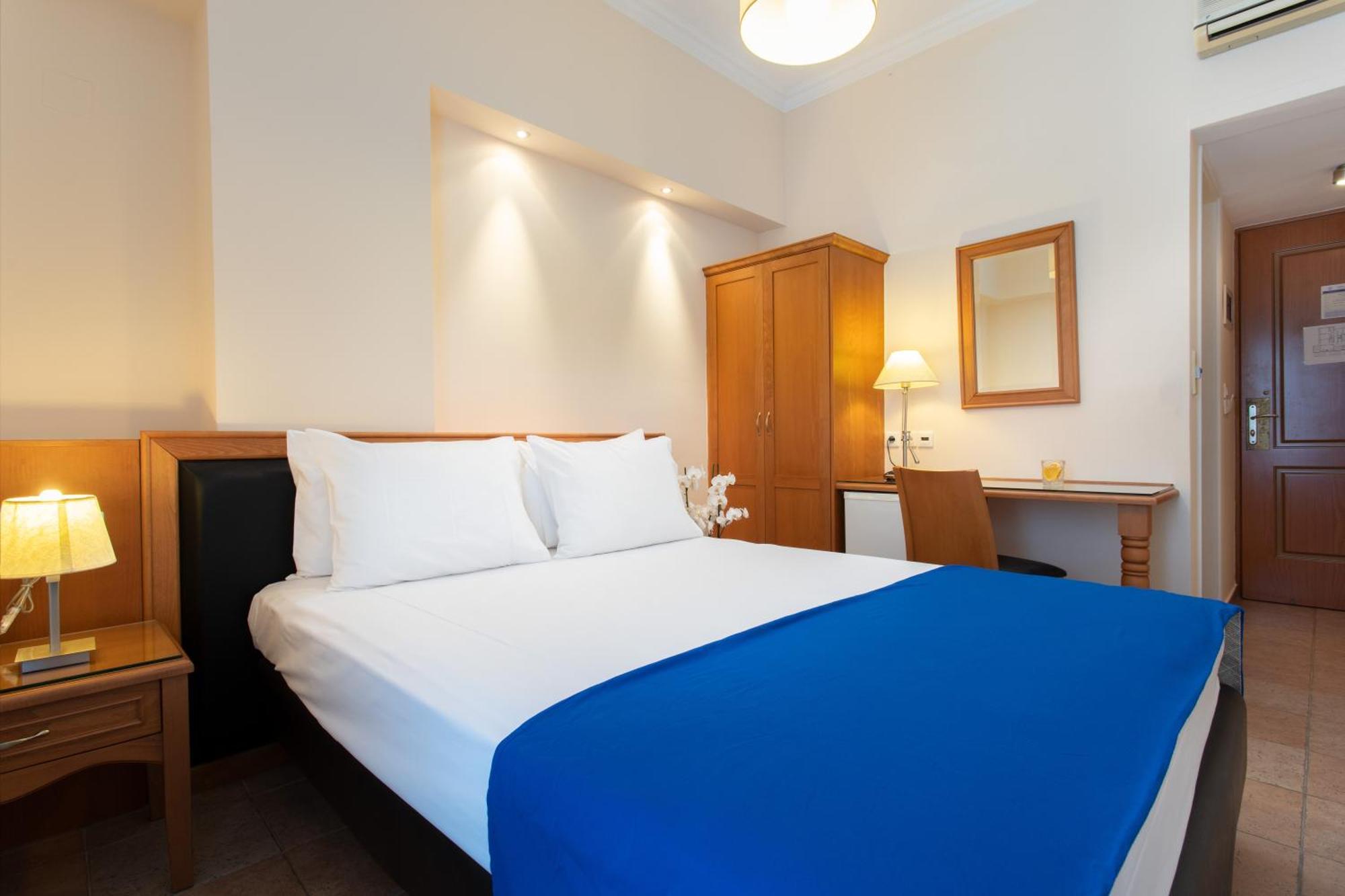 Double Room Partial Sea View