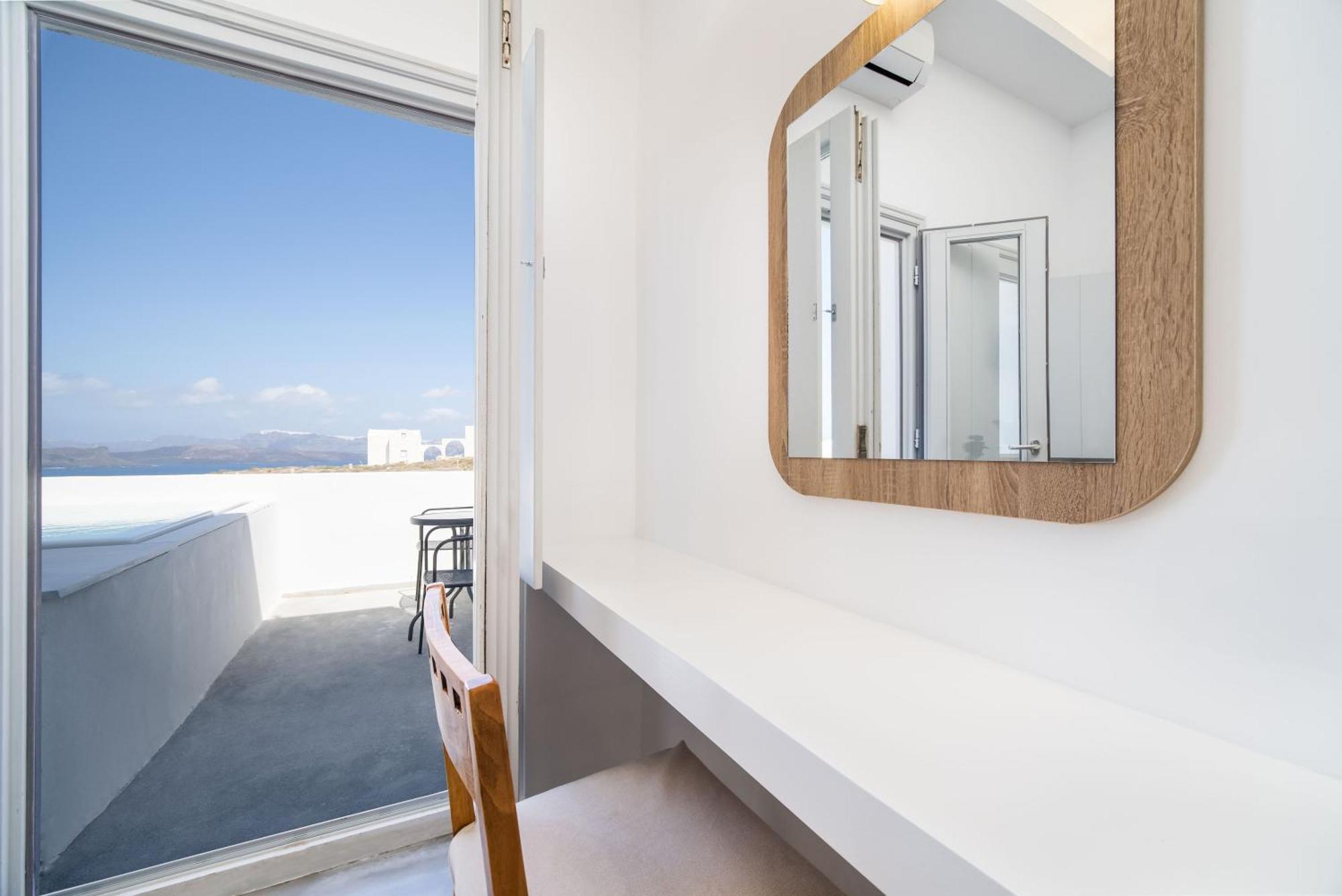 Premium Suite Hot Tub & Sea View