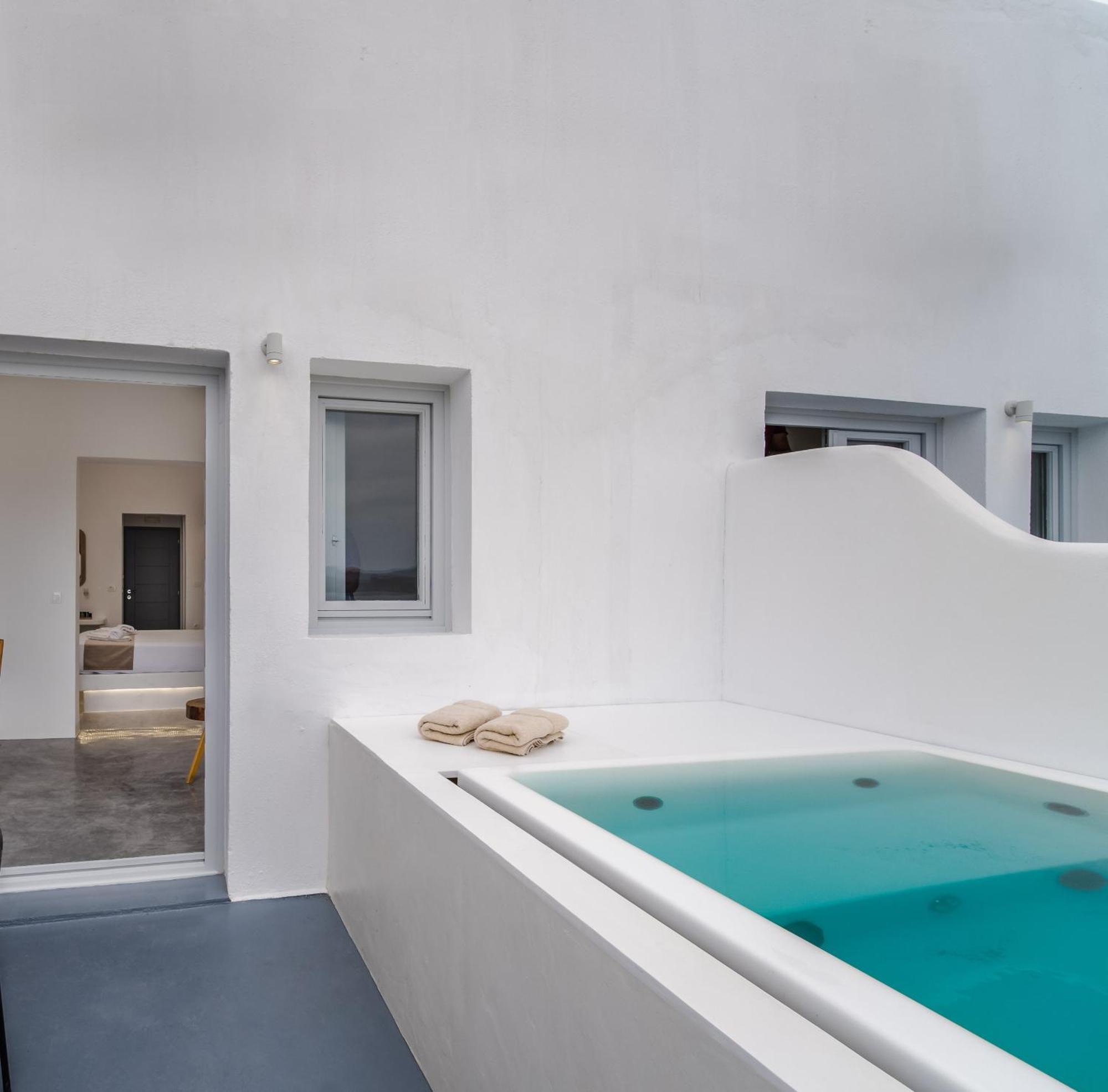 Premium Suite Hot Tub & Sea View