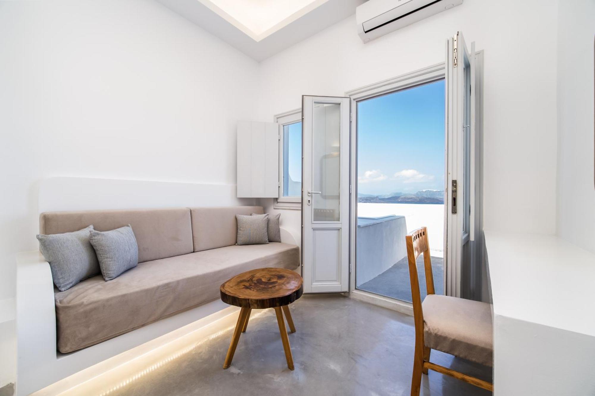 Premium Suite Hot Tub & Sea View