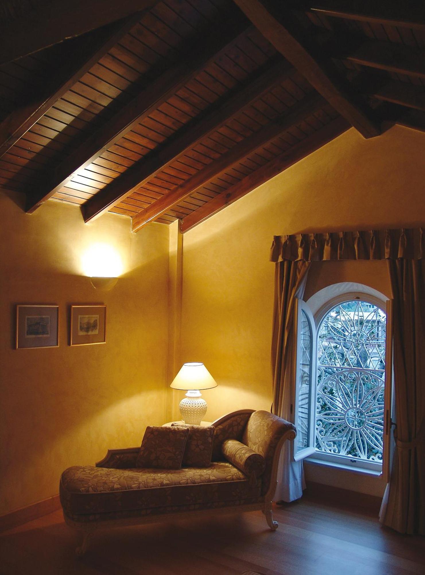 Suite Fortress View