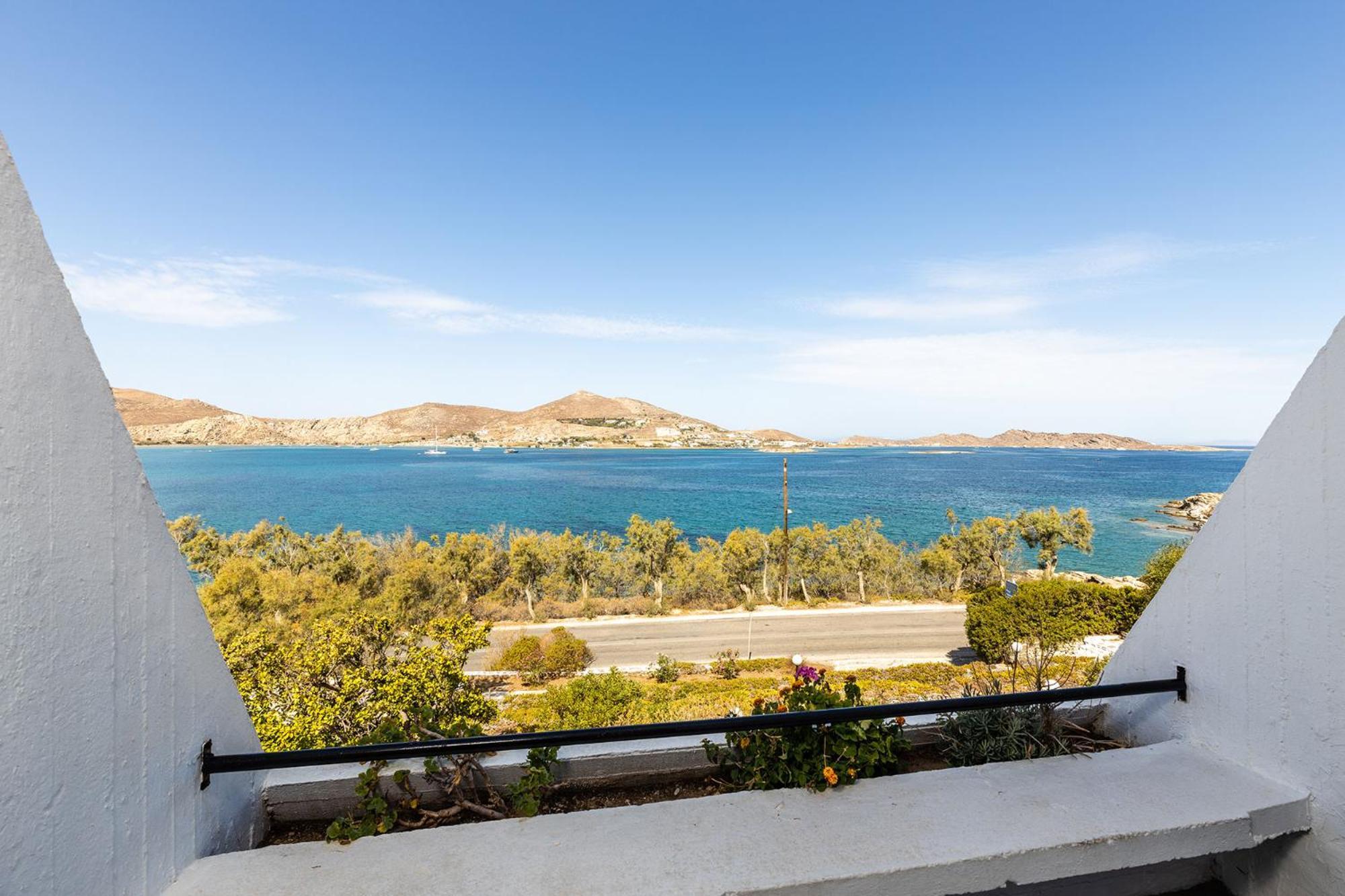 Standard Twin Room Sea View