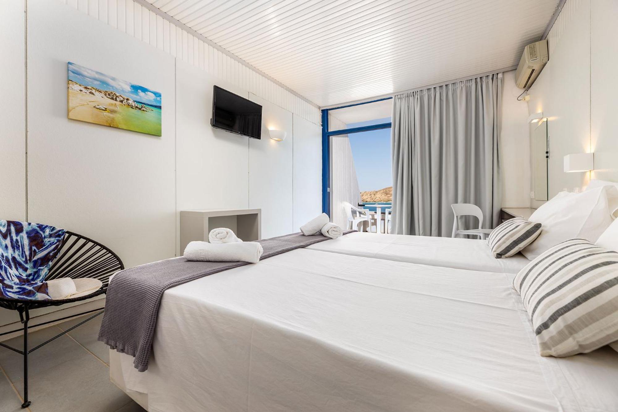 Superior Double or Twin Room Sea View