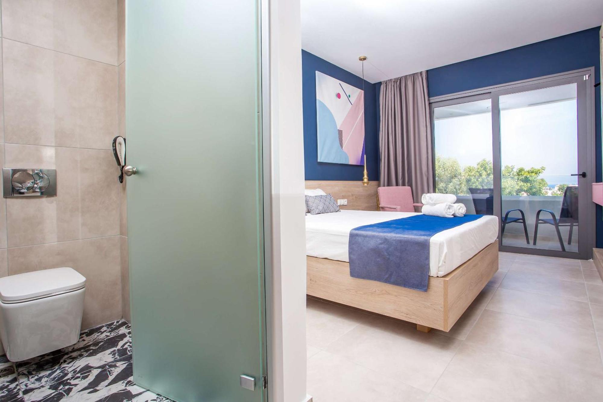 Deluxe Double Room Garden View