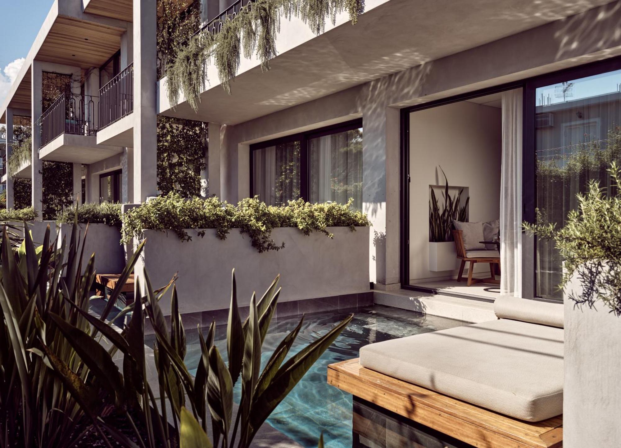 Junior Suite Private Pool