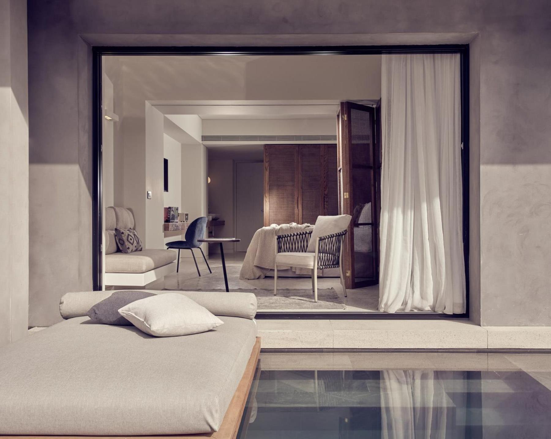 Junior Suite Private Pool