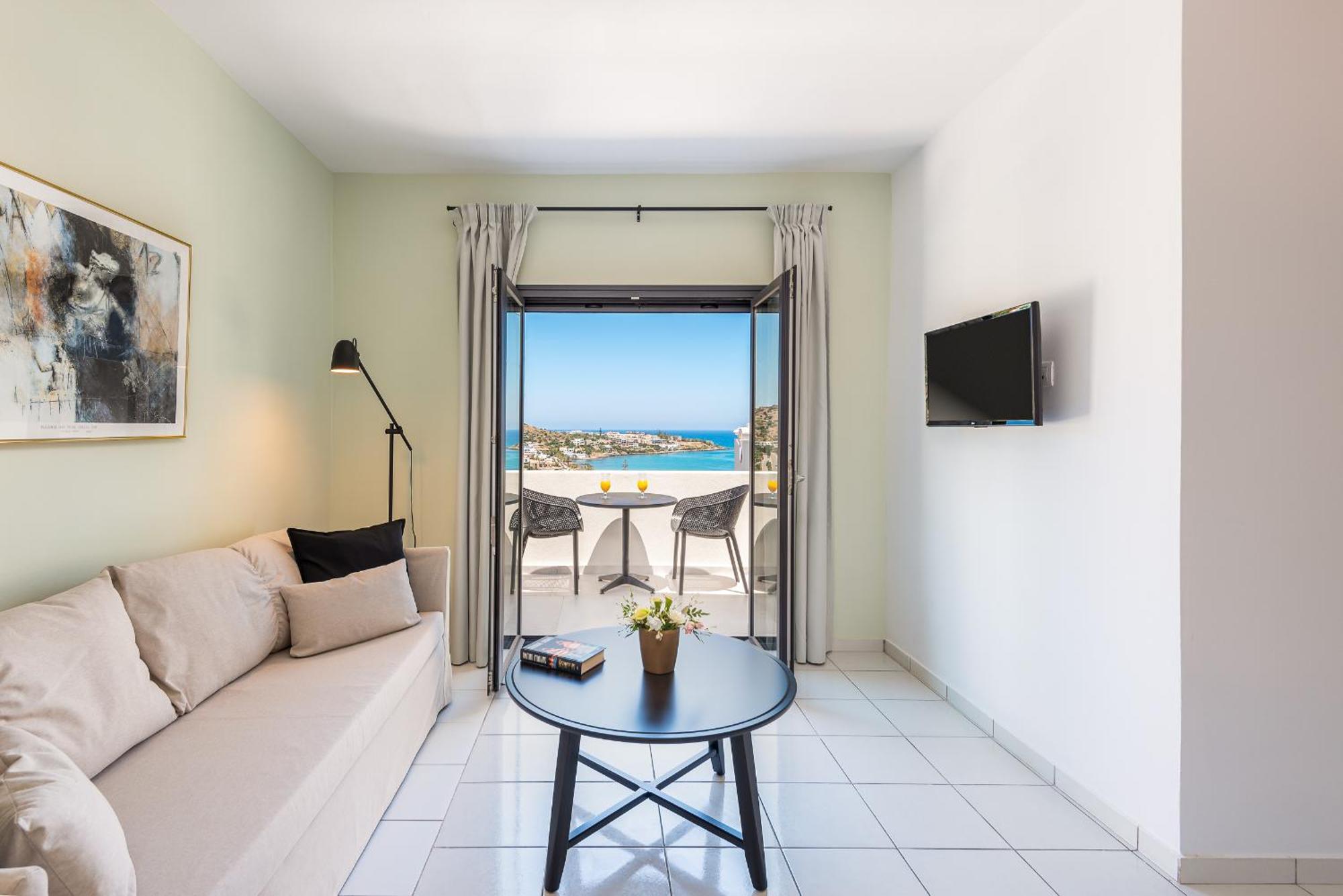 Deluxe Double or Twin Room Sea View