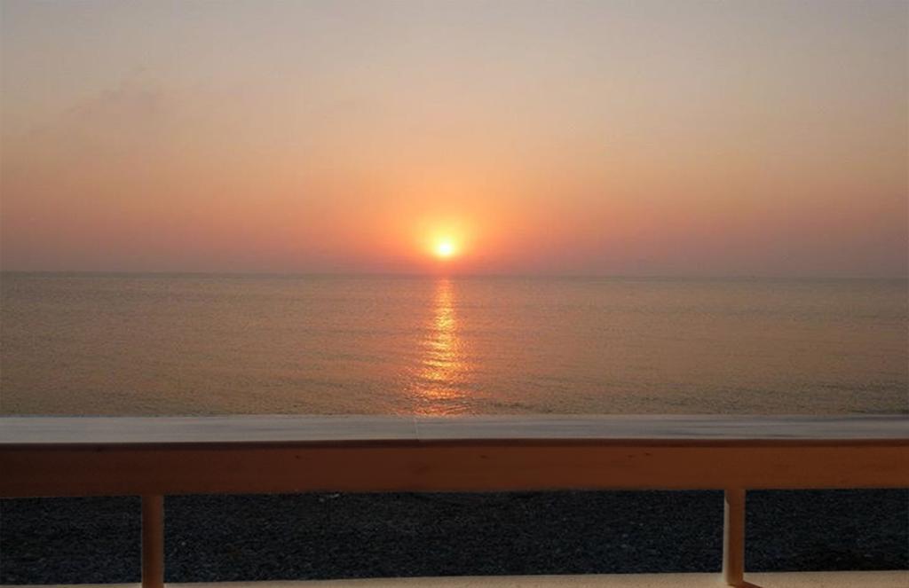 Studio with Sea View (2 Adults)