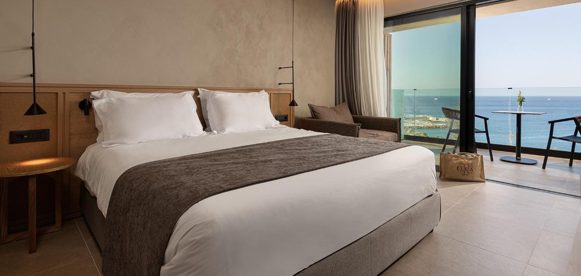 Deluxe Room Sea View
