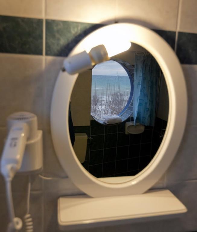 Double or Twin Room Side Sea View