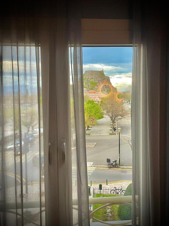 Double Room Window Square-Liston View