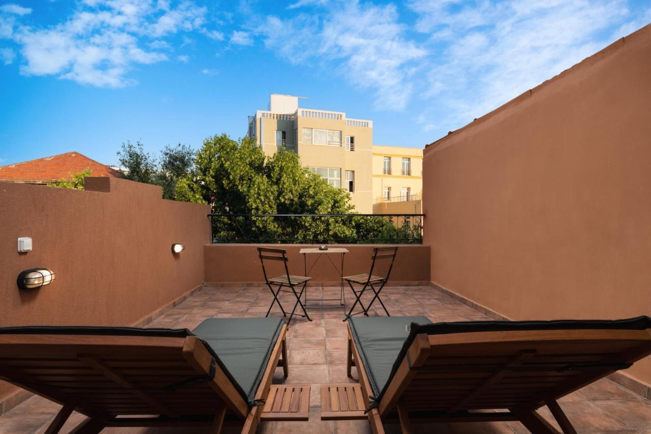 Studio Terrace