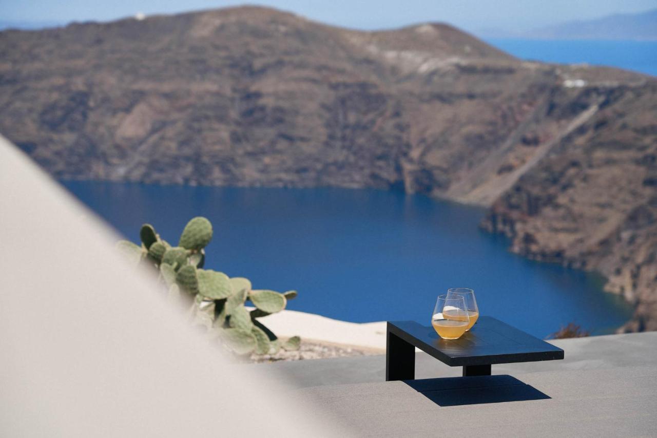 Astral Cave Suite Private Jacuzzi-Caldera View
