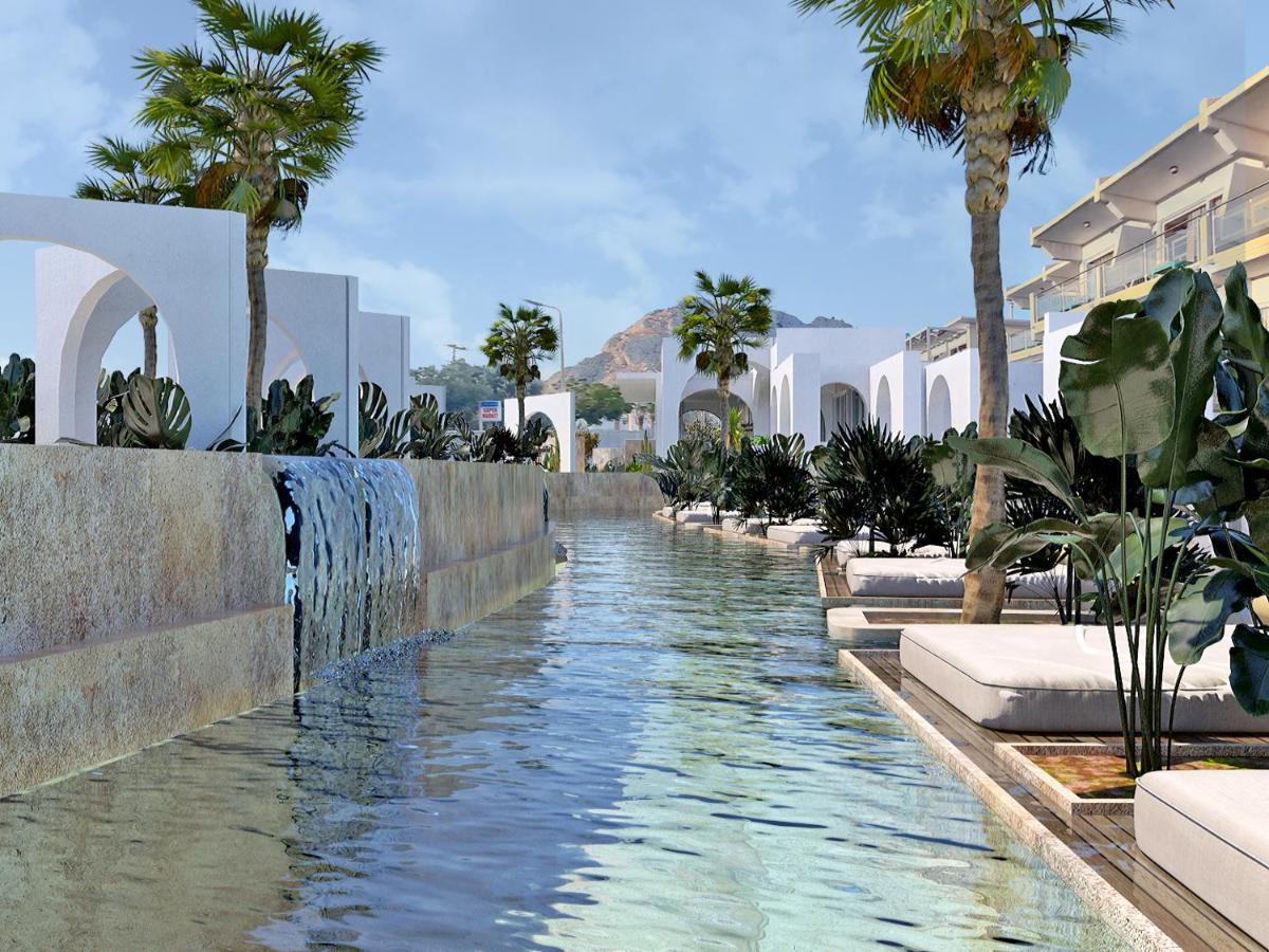 Swim up Ground Floor Room