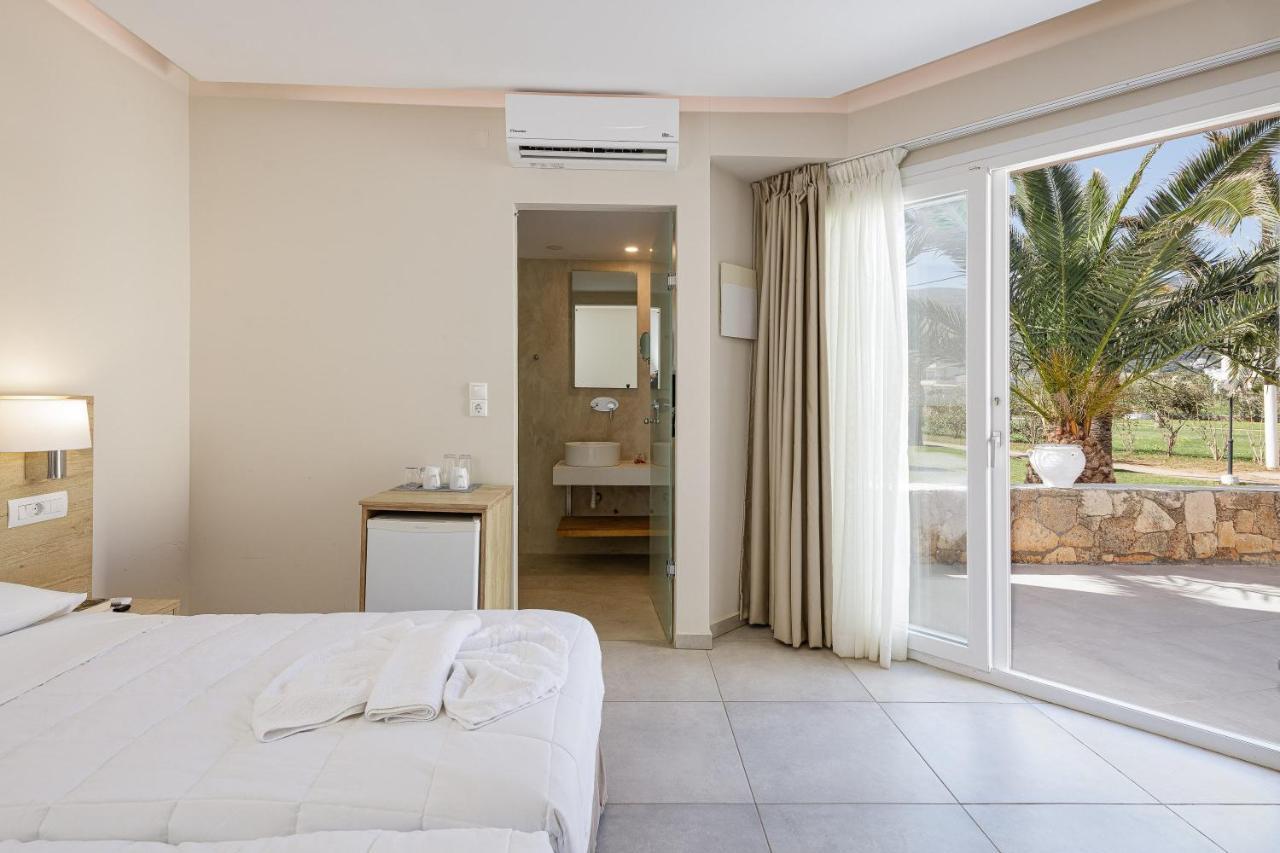 Superior Twin or Double Room Garden View