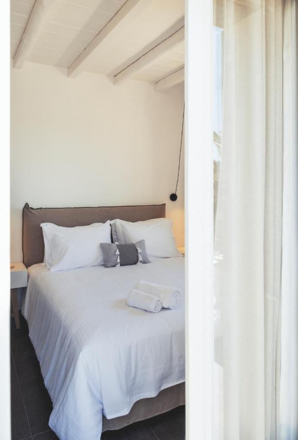 Deluxe Double Room Side Sea View