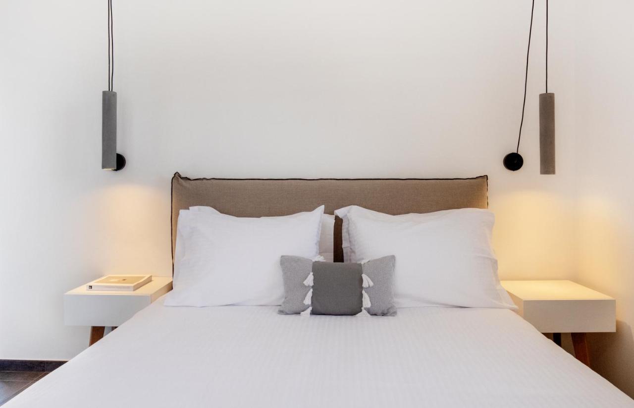 Deluxe Double Room Side Sea View