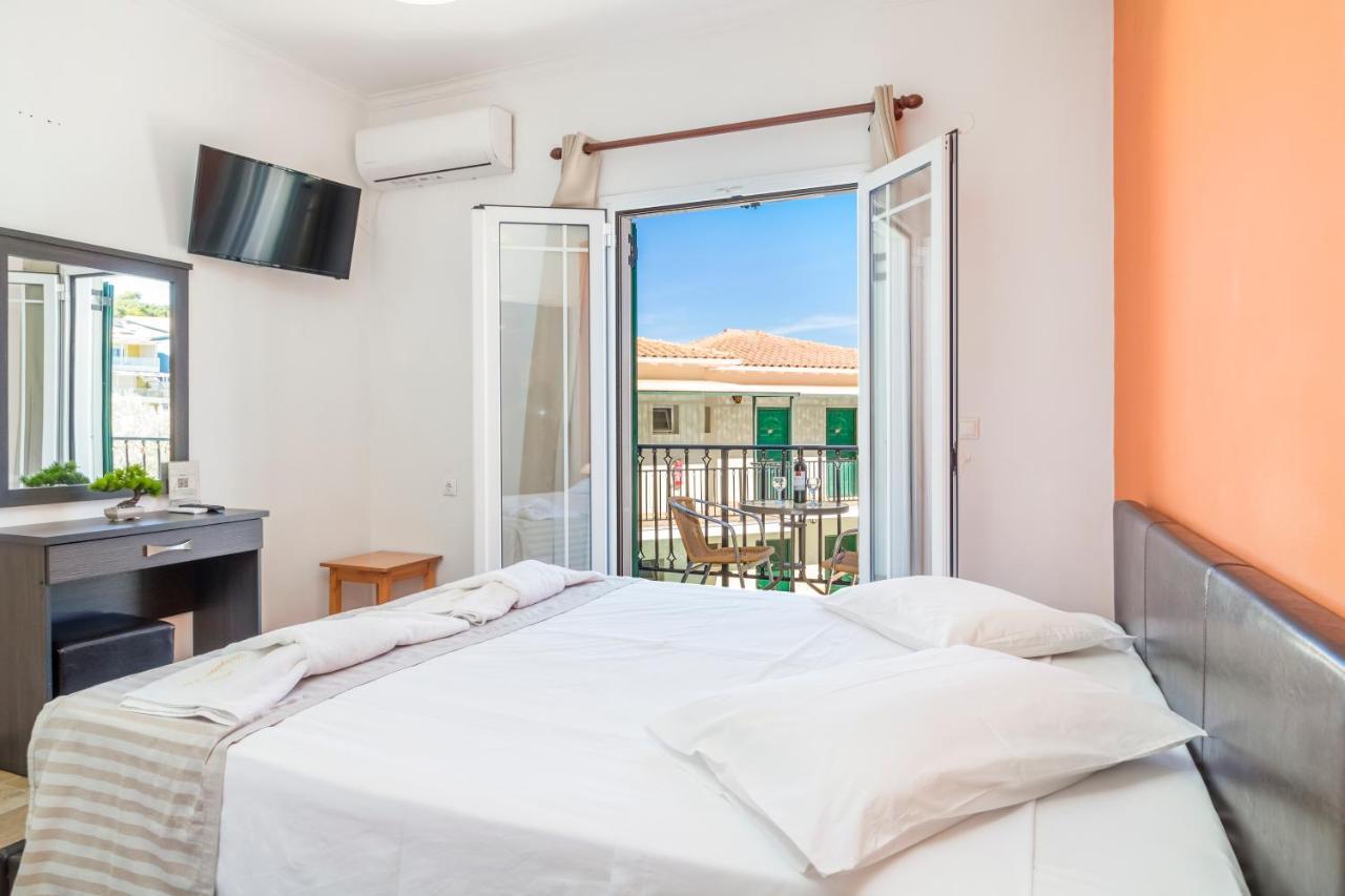 Double Room Pool View